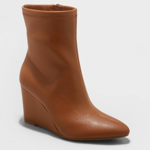 🎯nwt universal thread Jocelyn wedge stretch boots in camel - Picture 1 of 7